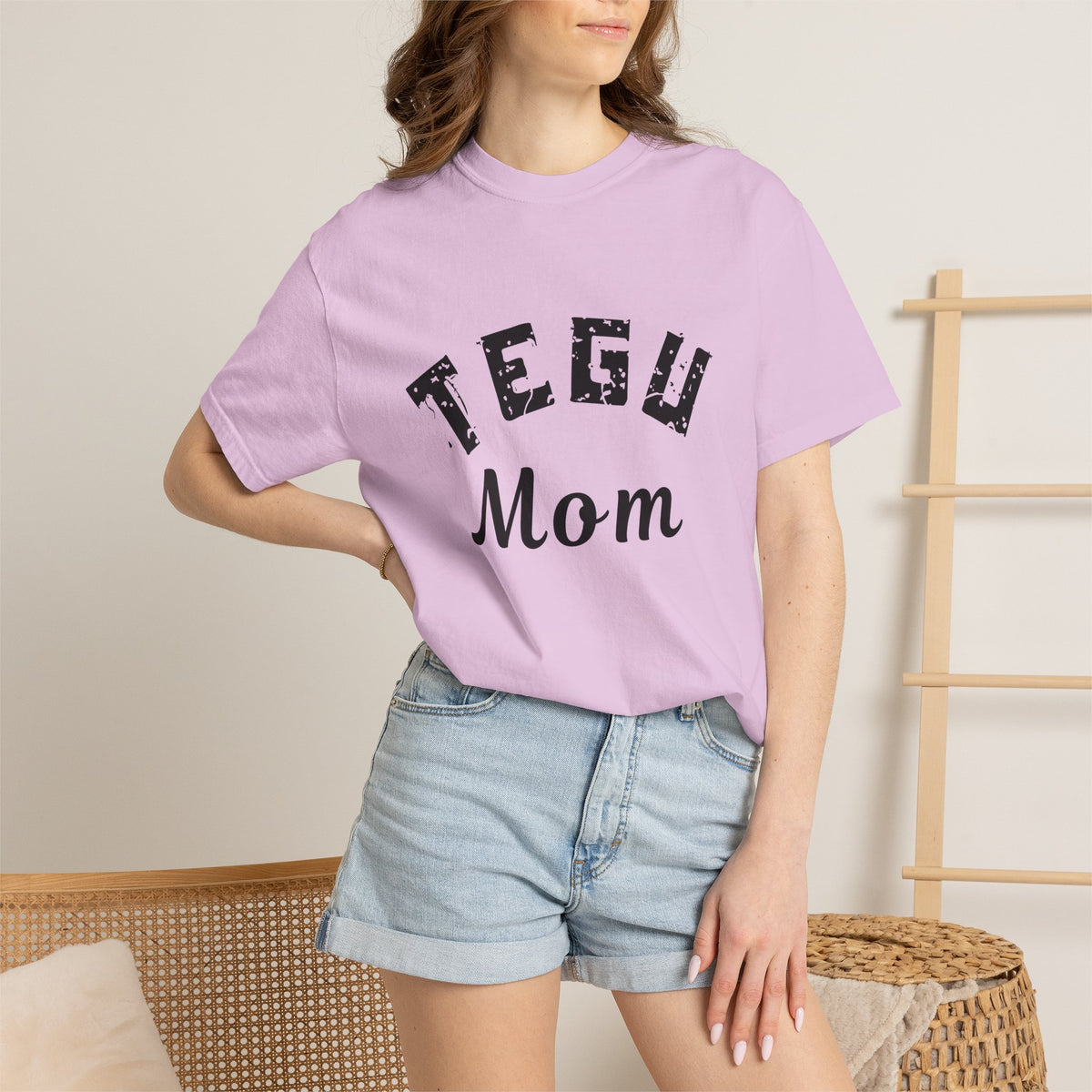 Tegu Mom T-shirt